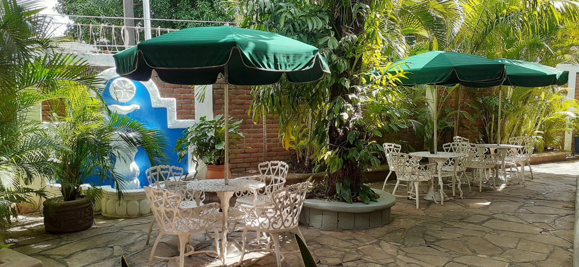 Hotel El Almendro Managua Buitenkant foto