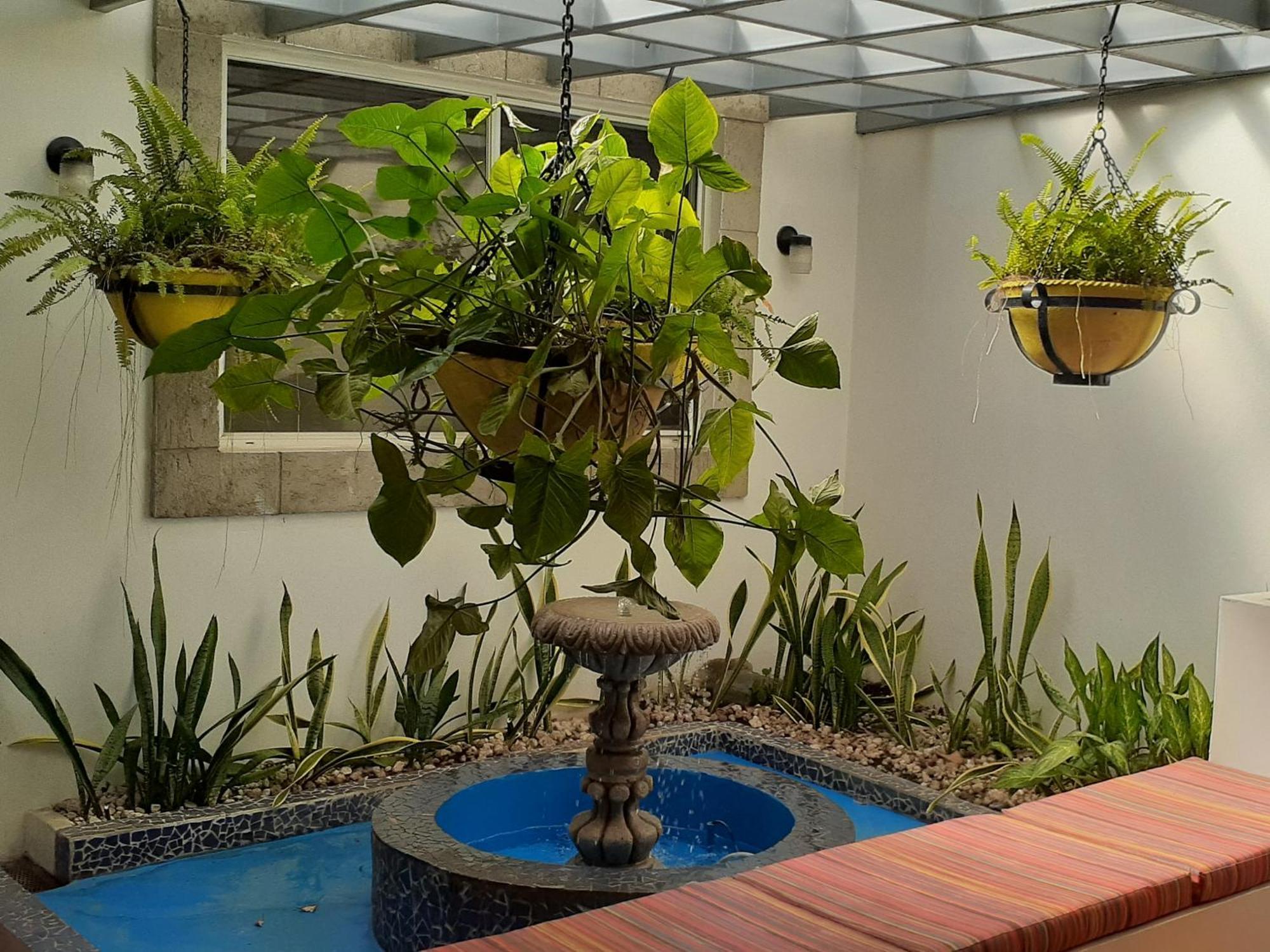 Hotel El Almendro Managua Buitenkant foto