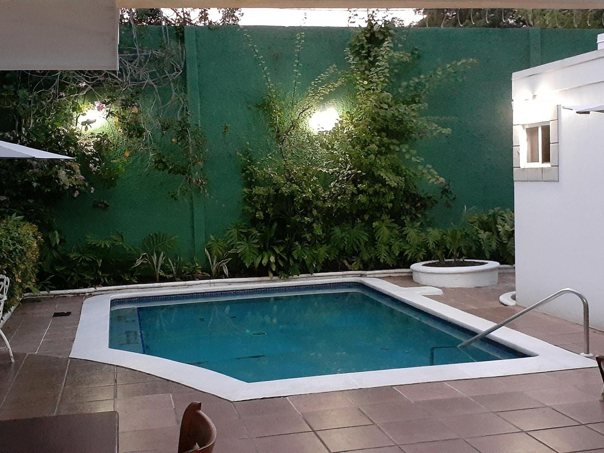 Hotel El Almendro Managua Buitenkant foto